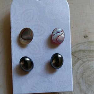 Vintage stud earrings